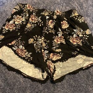 Floral soft shorts